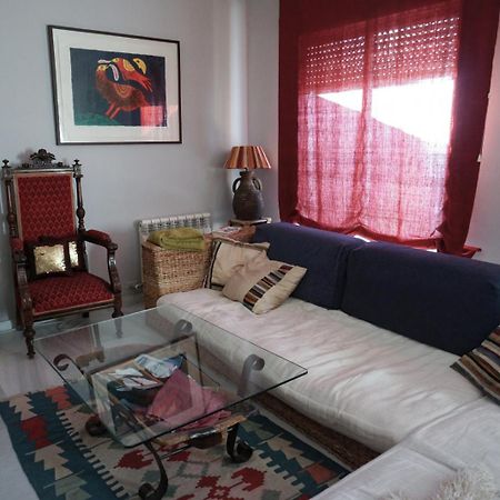 Comfortable Single Bluing Room B&B Granada Exterior foto