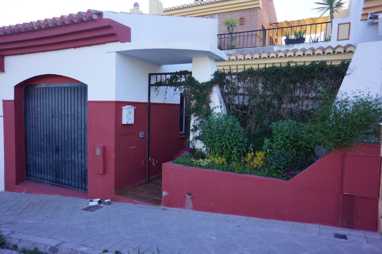 Comfortable Single Bluing Room B&B Granada Exterior foto